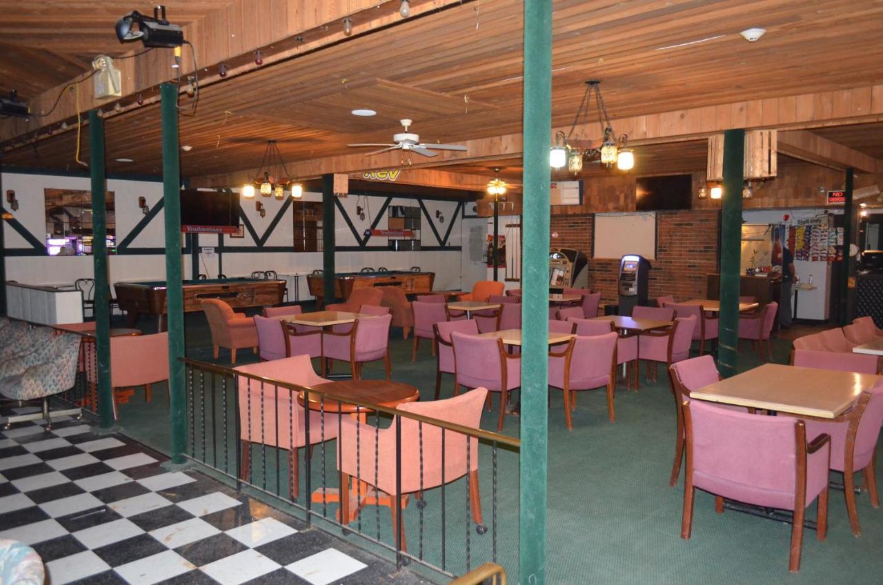 Two Hills Inn 외부 사진